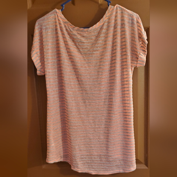 Maurices Short Sleeve - Picture 2 of 5